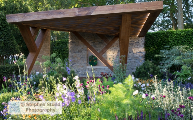 Chelsea flower show 2017 Chris Beardshaw garden for Morgan Stanley